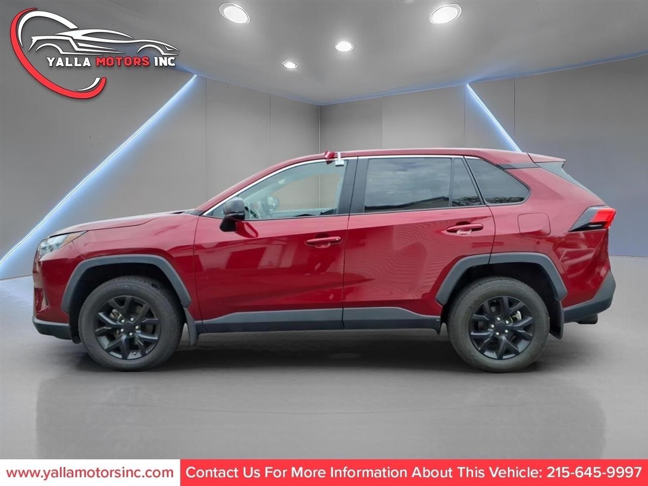 Toyota RAV4 LE 2023