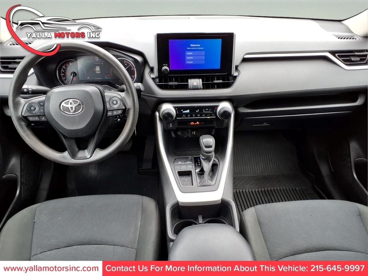 Toyota RAV4 LE 2023