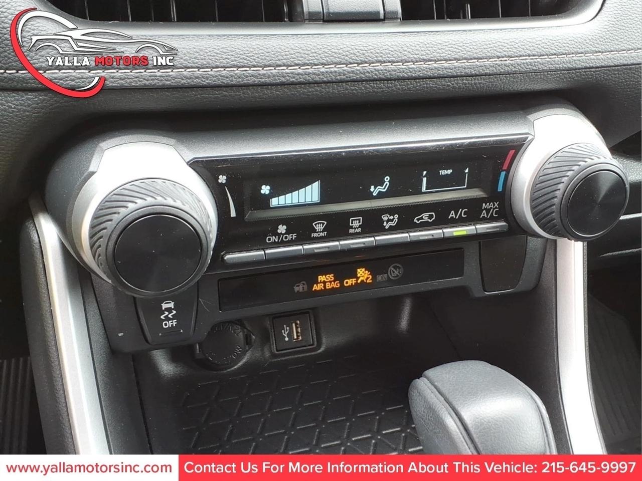 Toyota RAV4 LE 2023