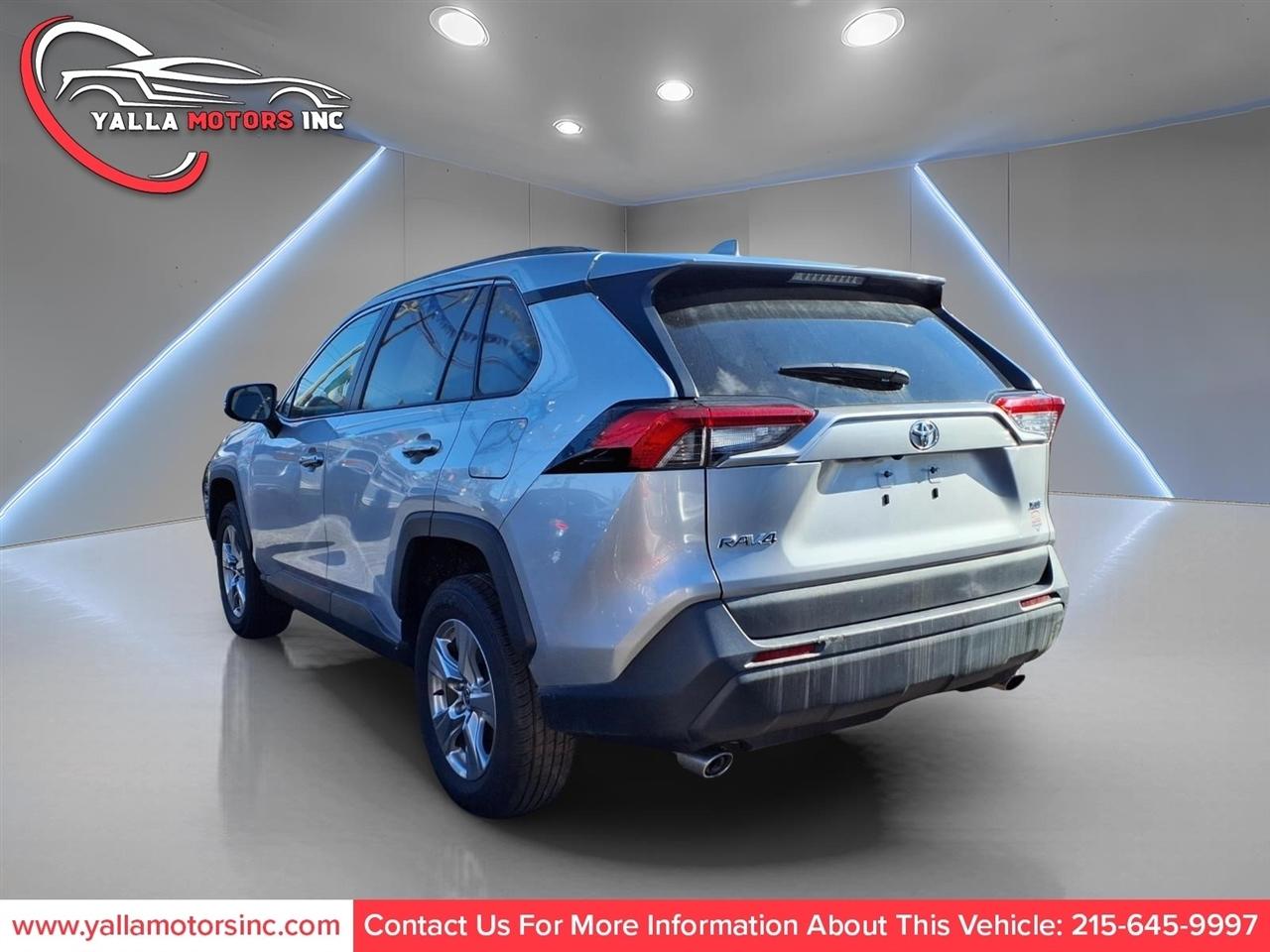 Toyota RAV4 XLE 2023