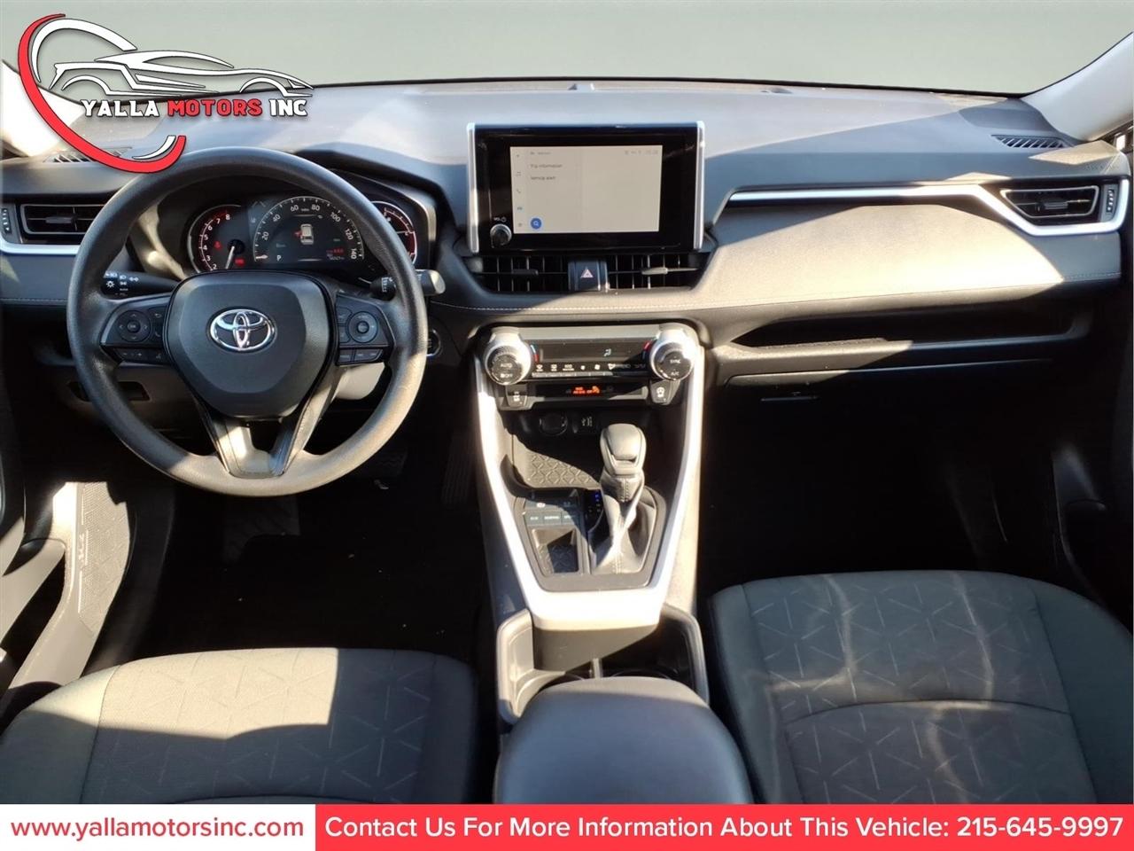 Toyota RAV4 XLE 2023