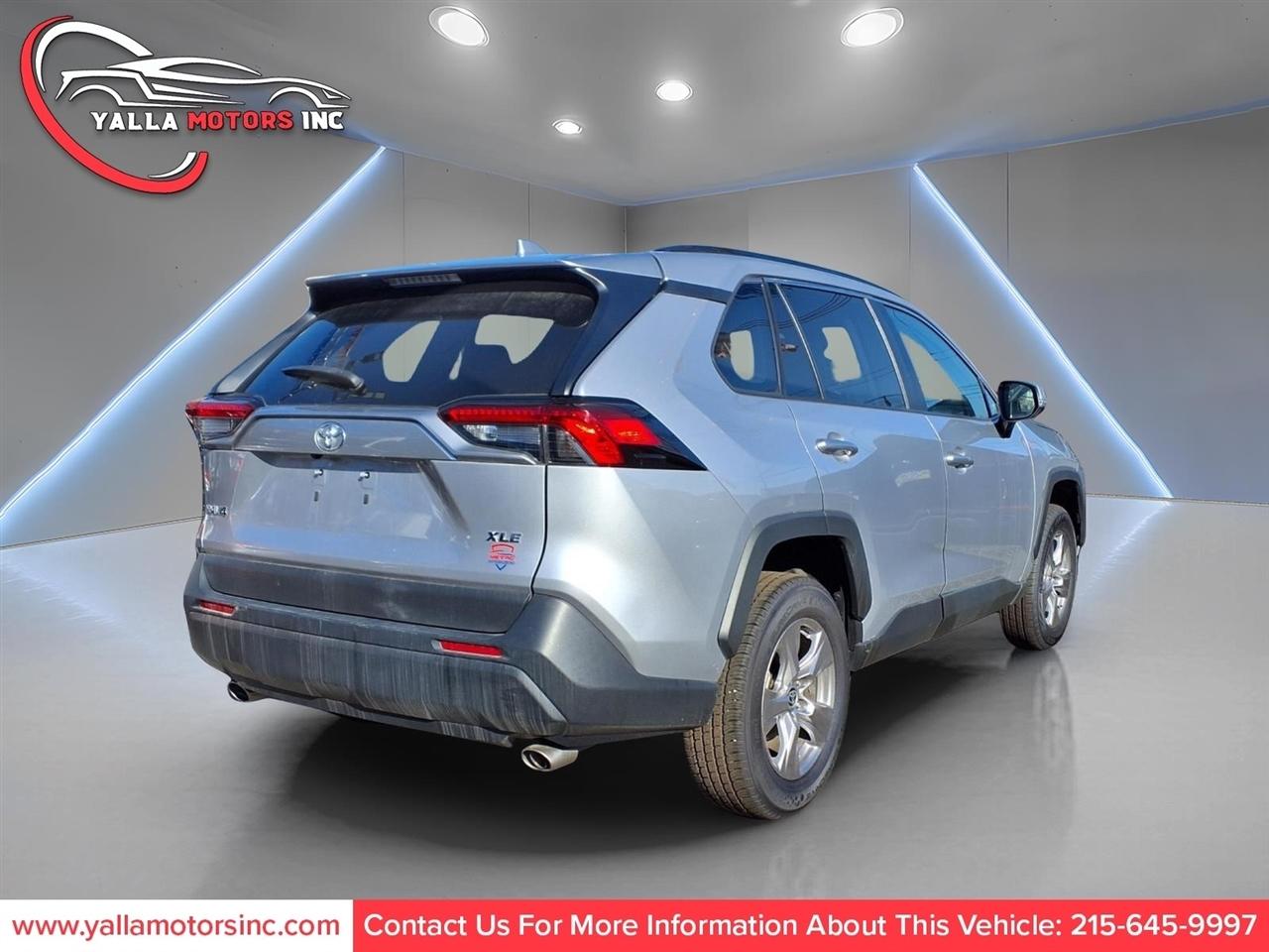 Toyota RAV4 XLE 2023