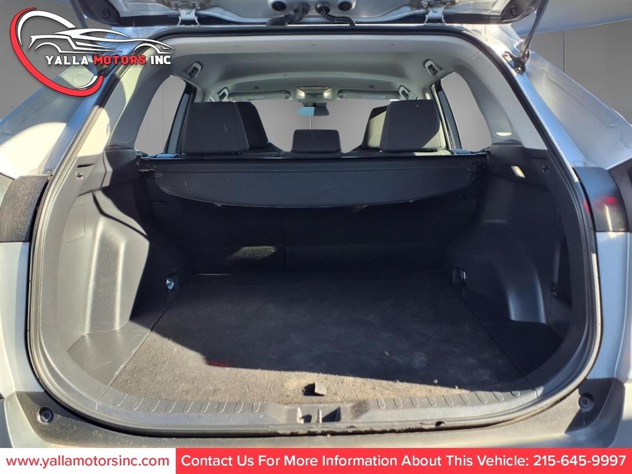 Toyota RAV4 XLE 2023