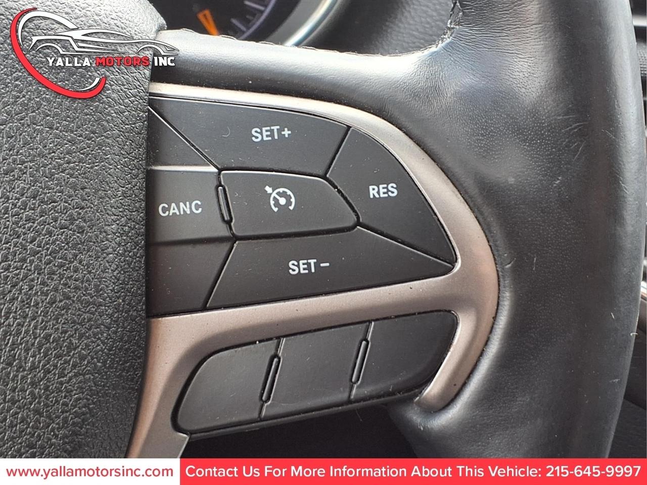 Jeep Grand Cherokee Laredo 4WD 2018