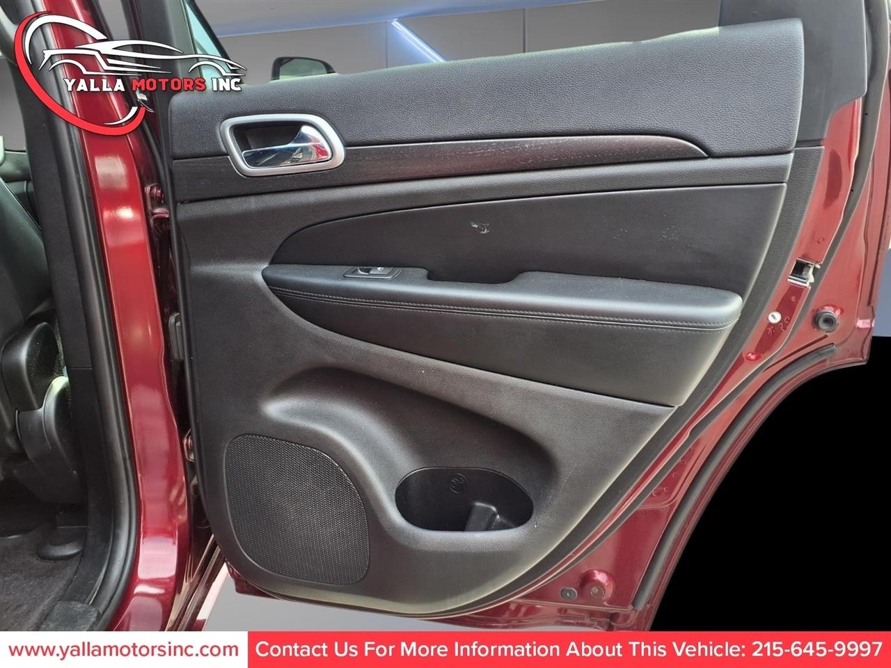 Jeep Grand Cherokee Laredo 4WD 2018