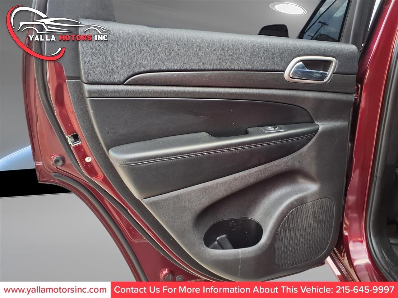 Jeep Grand Cherokee Laredo 4WD 2018