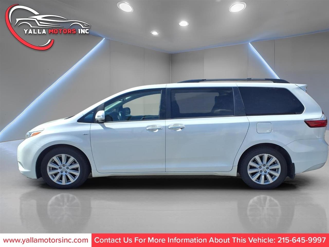 Toyota Sienna XLE 7-Passenger AWD 2017