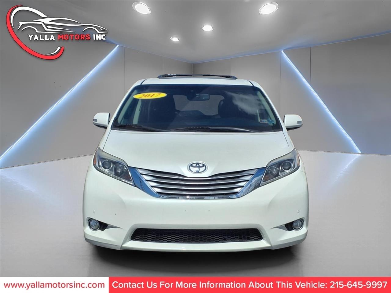 Toyota Sienna XLE 7-Passenger AWD 2017
