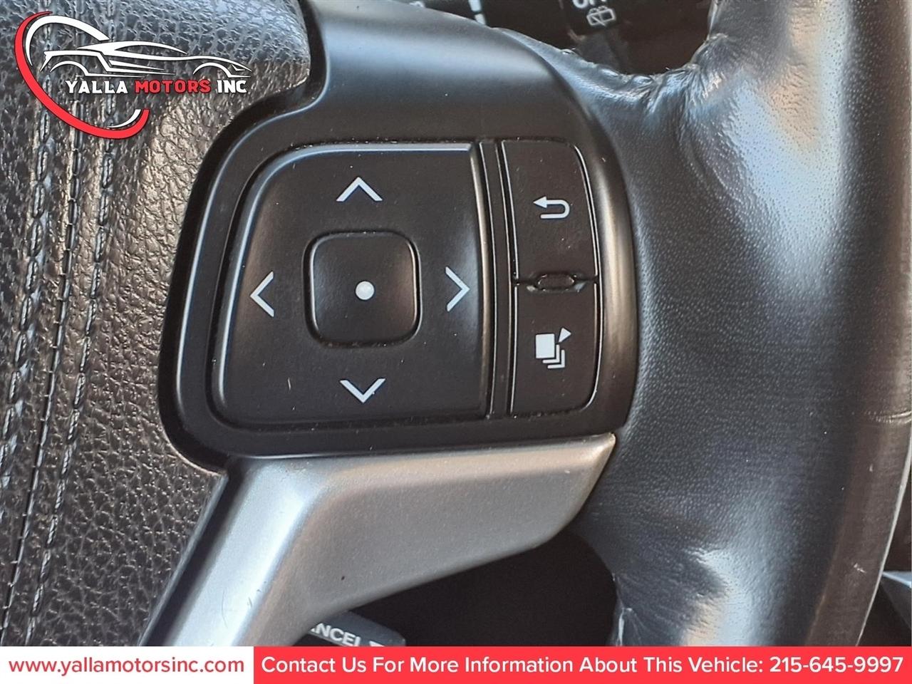 Toyota Sienna XLE 7-Passenger AWD 2017