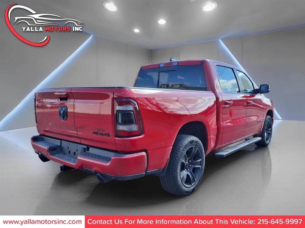 RAM 1500 Big Horn Crew Cab SWB 4WD 2020