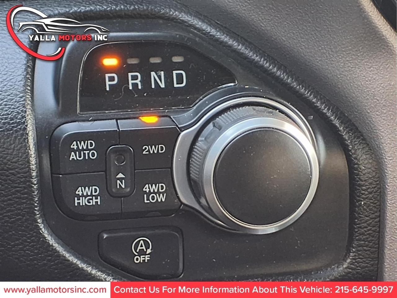 RAM 1500 Big Horn Crew Cab SWB 4WD 2020