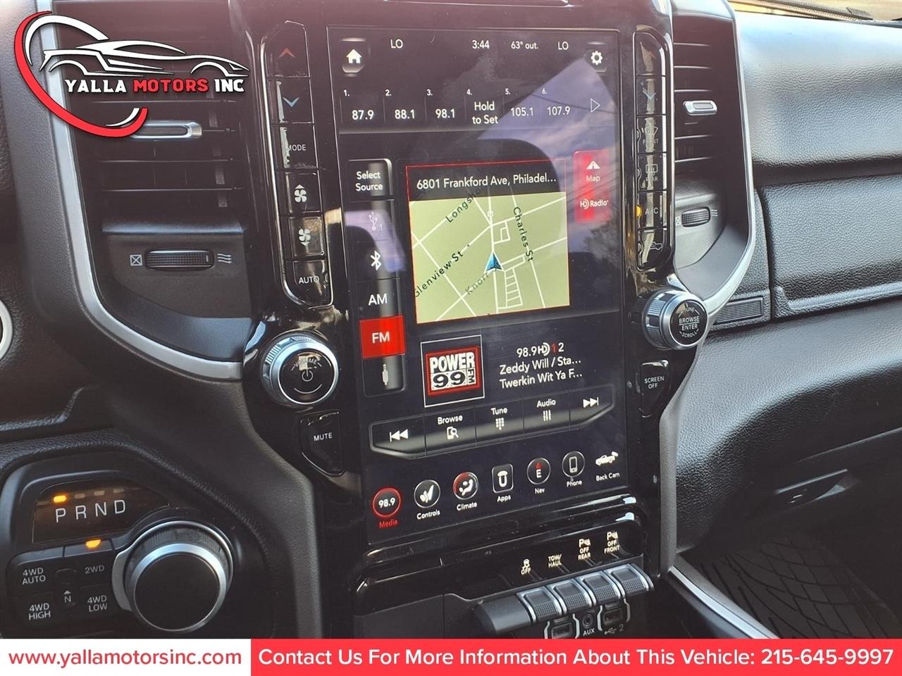 RAM 1500 Big Horn Crew Cab SWB 4WD 2020