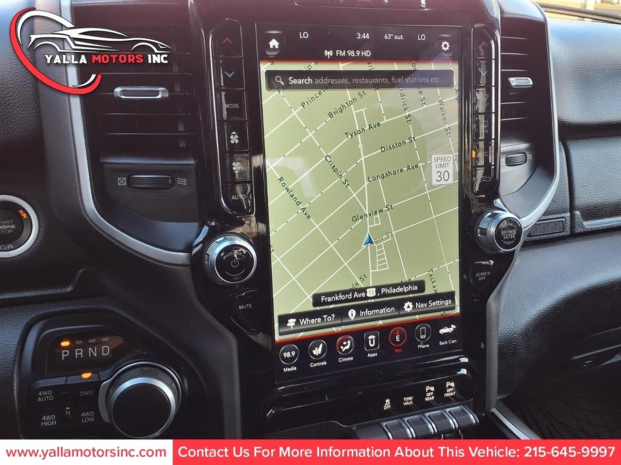 RAM 1500 Big Horn Crew Cab SWB 4WD 2020