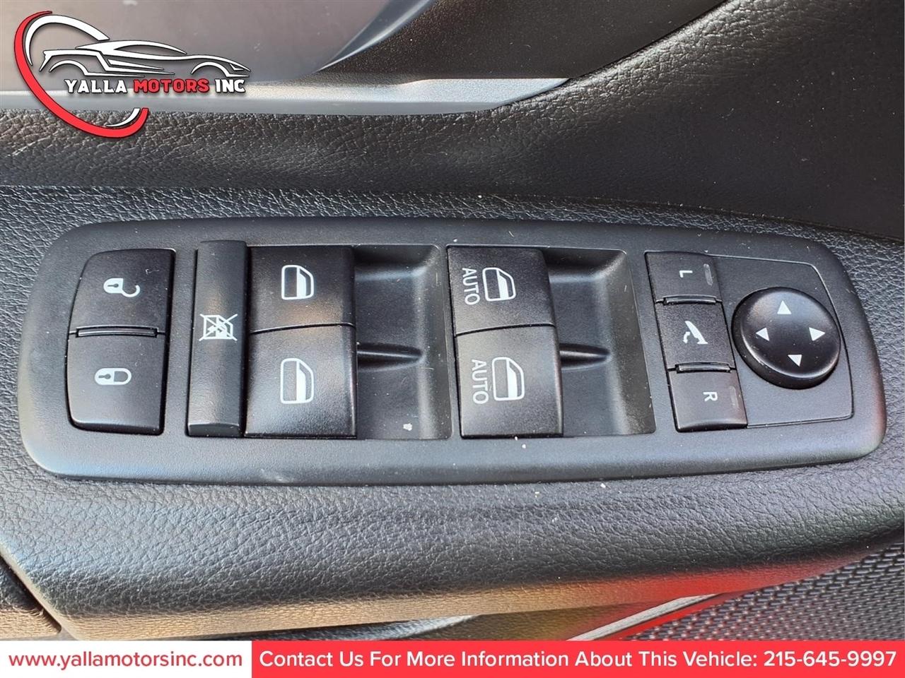 RAM 1500 Big Horn Crew Cab SWB 4WD 2020