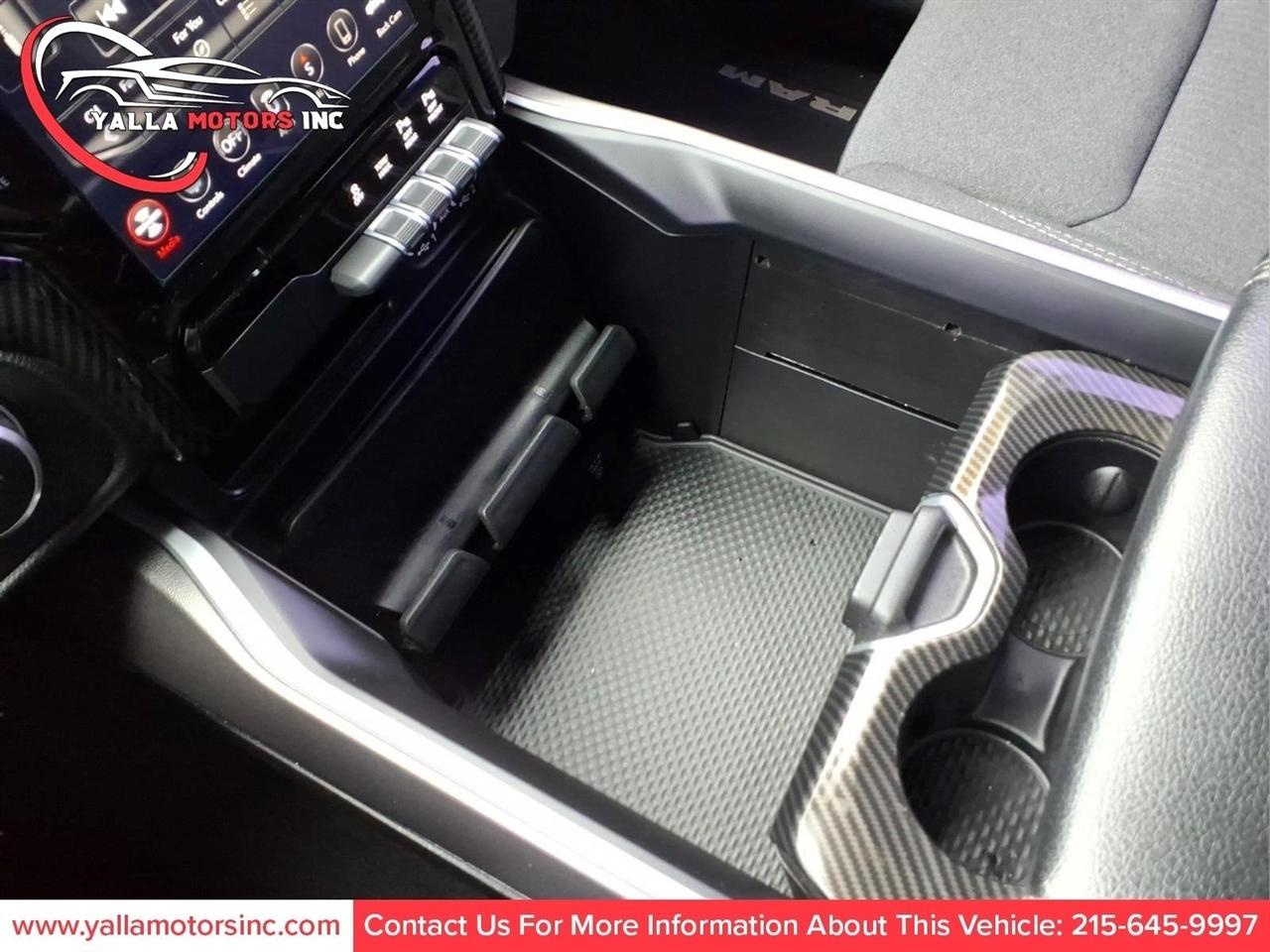 RAM 1500 Big Horn Crew Cab LWB 4WD 2020