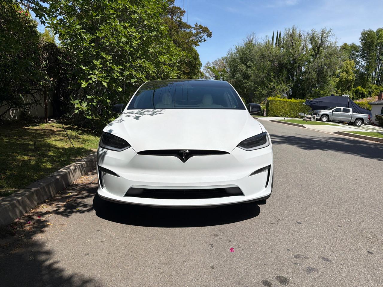 Tesla Model X  2023