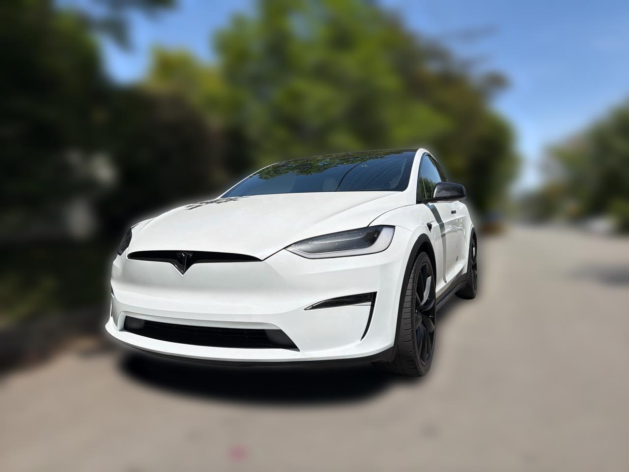 Tesla Model X  2023