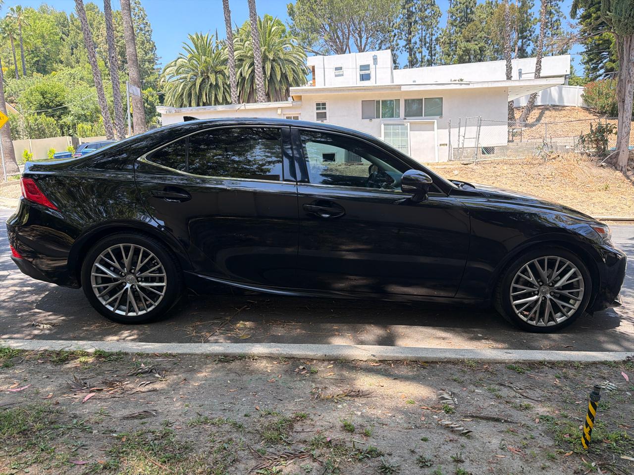 Lexus IS 250 4dr Sport Sdn Auto RWD 2014