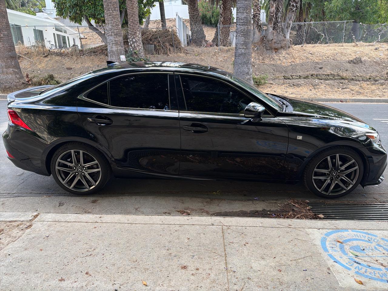 Lexus IS 350 4dr Sdn RWD 2014