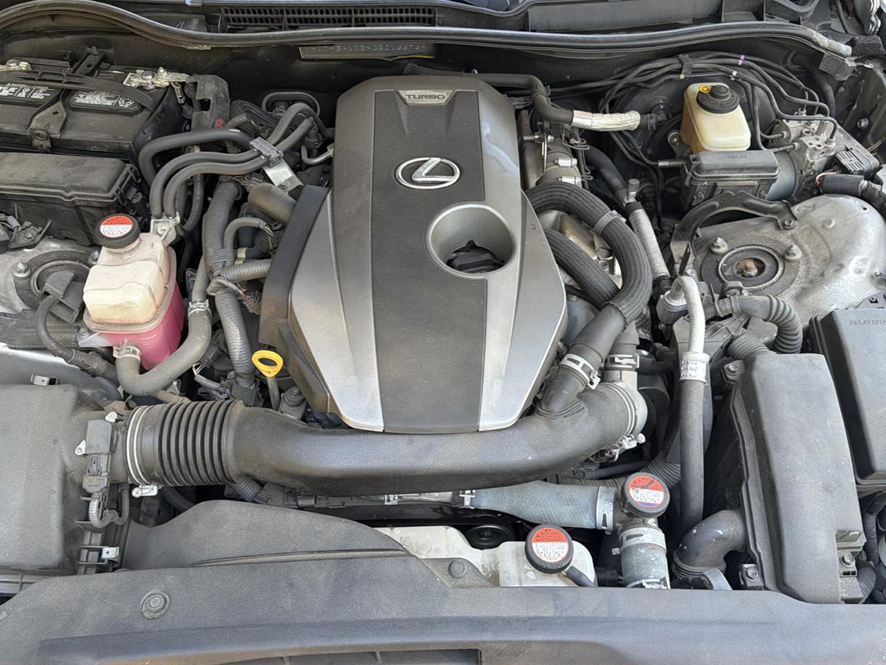 Lexus IS 200t 4dr Sdn 2016