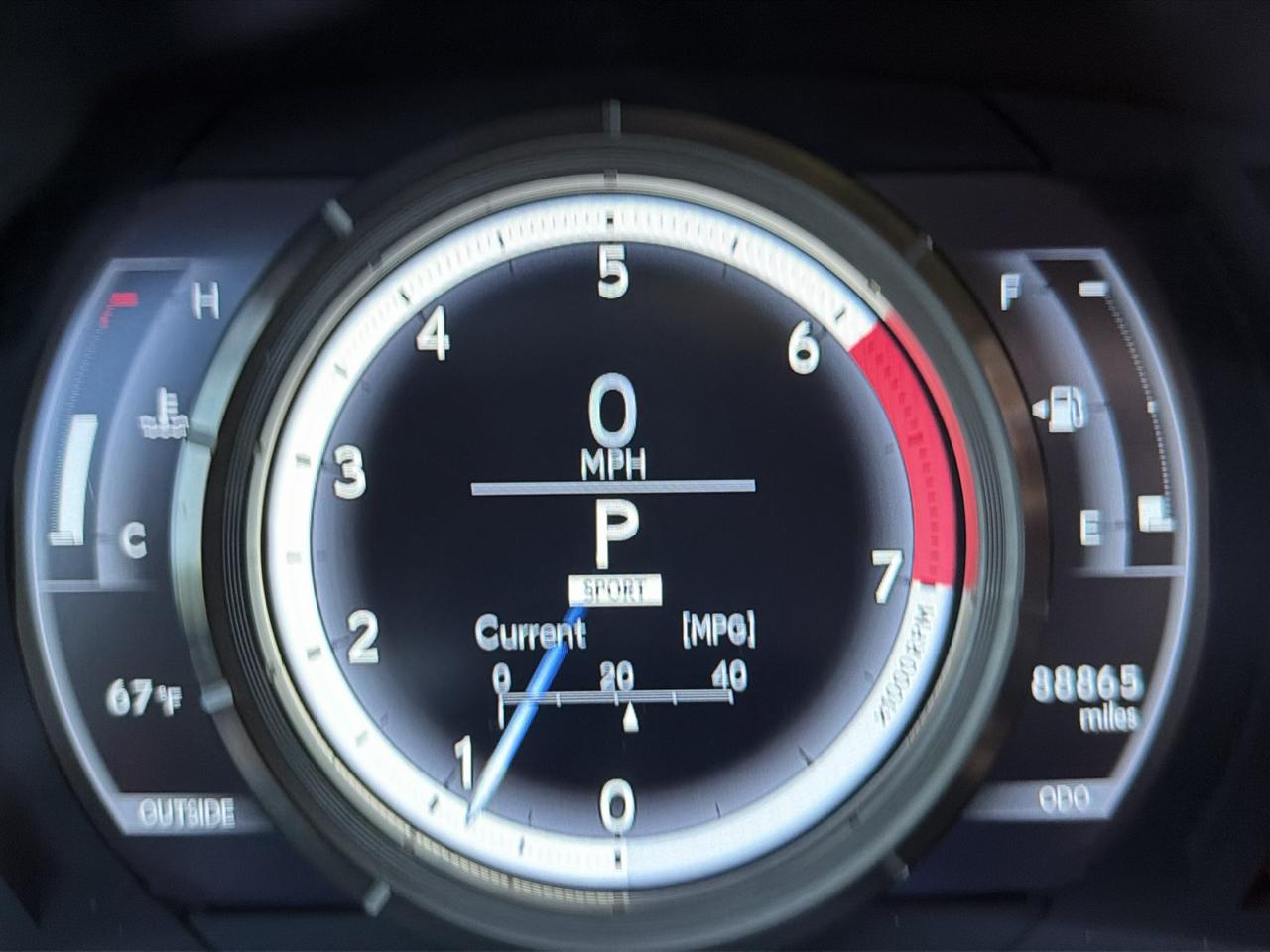 Lexus IS 200t 4dr Sdn 2016