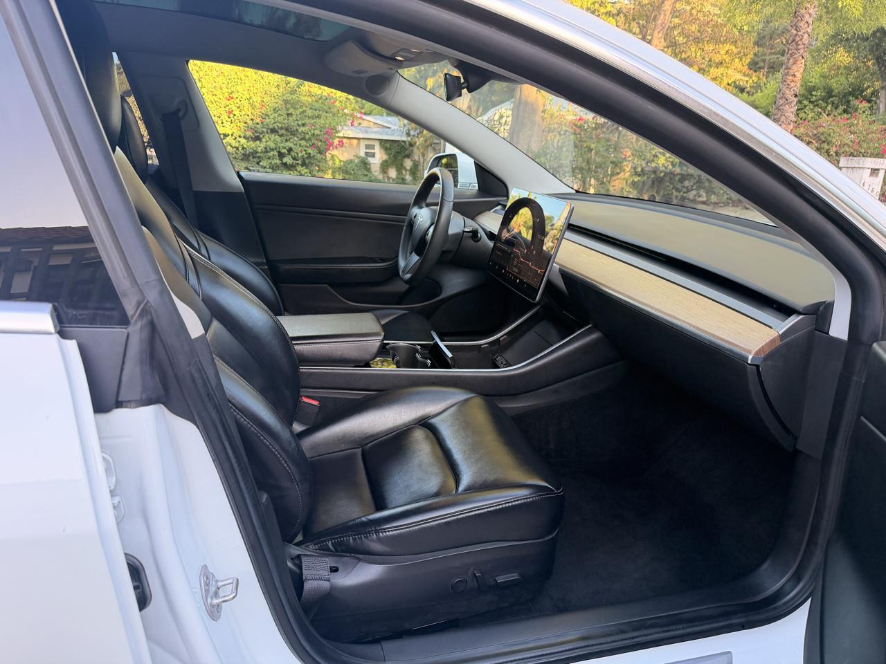 Tesla Model 3 Mid Range RWD *Ltd Avail* 2019