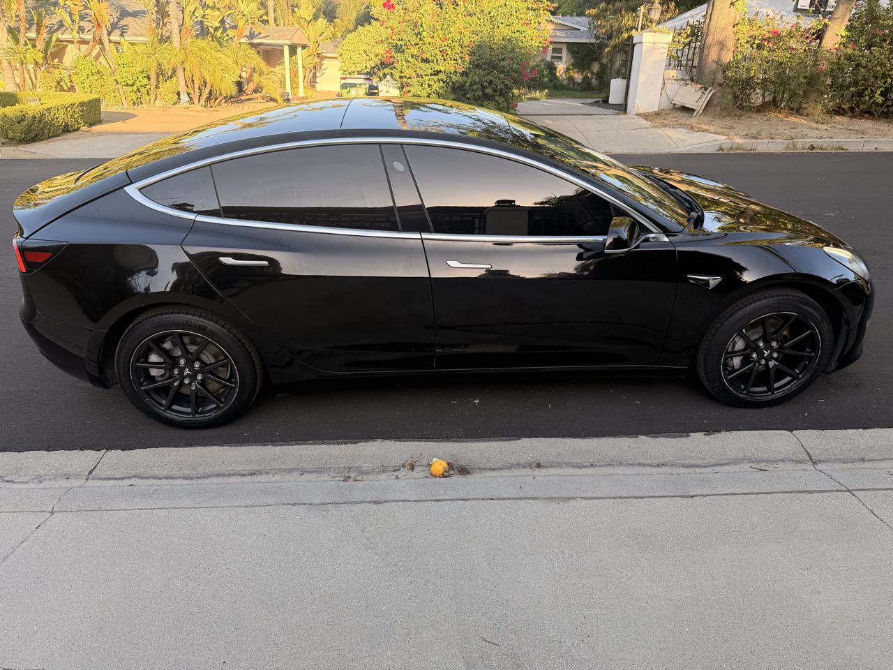 Tesla Model 3 Mid Range RWD *Ltd Avail* 2019