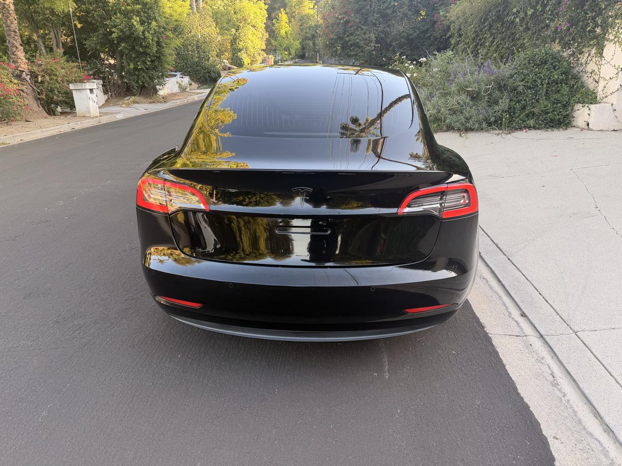 Tesla Model 3 Mid Range RWD *Ltd Avail* 2019