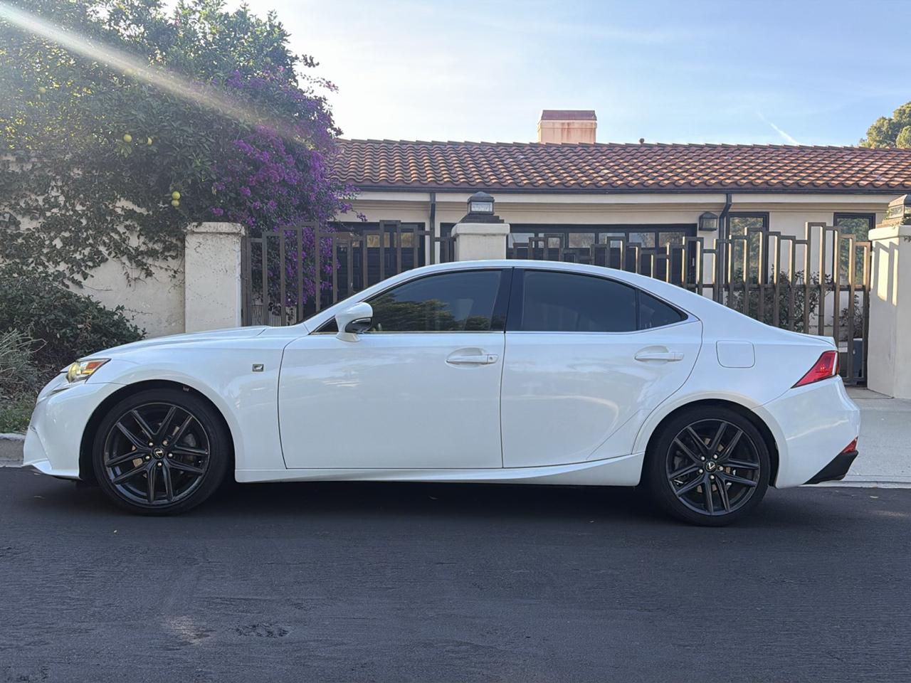 Lexus IS 250 4dr Sport Sdn RWD 2015