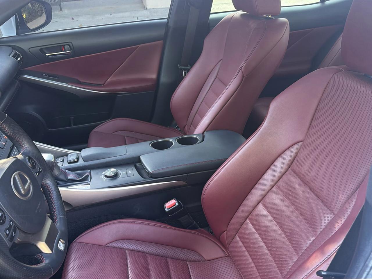 Lexus IS 250 4dr Sport Sdn RWD 2015