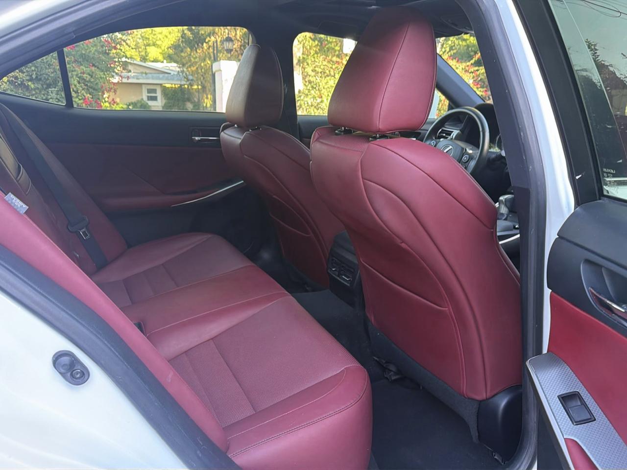 Lexus IS 250 4dr Sport Sdn RWD 2015