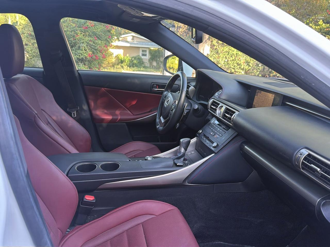 Lexus IS 250 4dr Sport Sdn RWD 2015