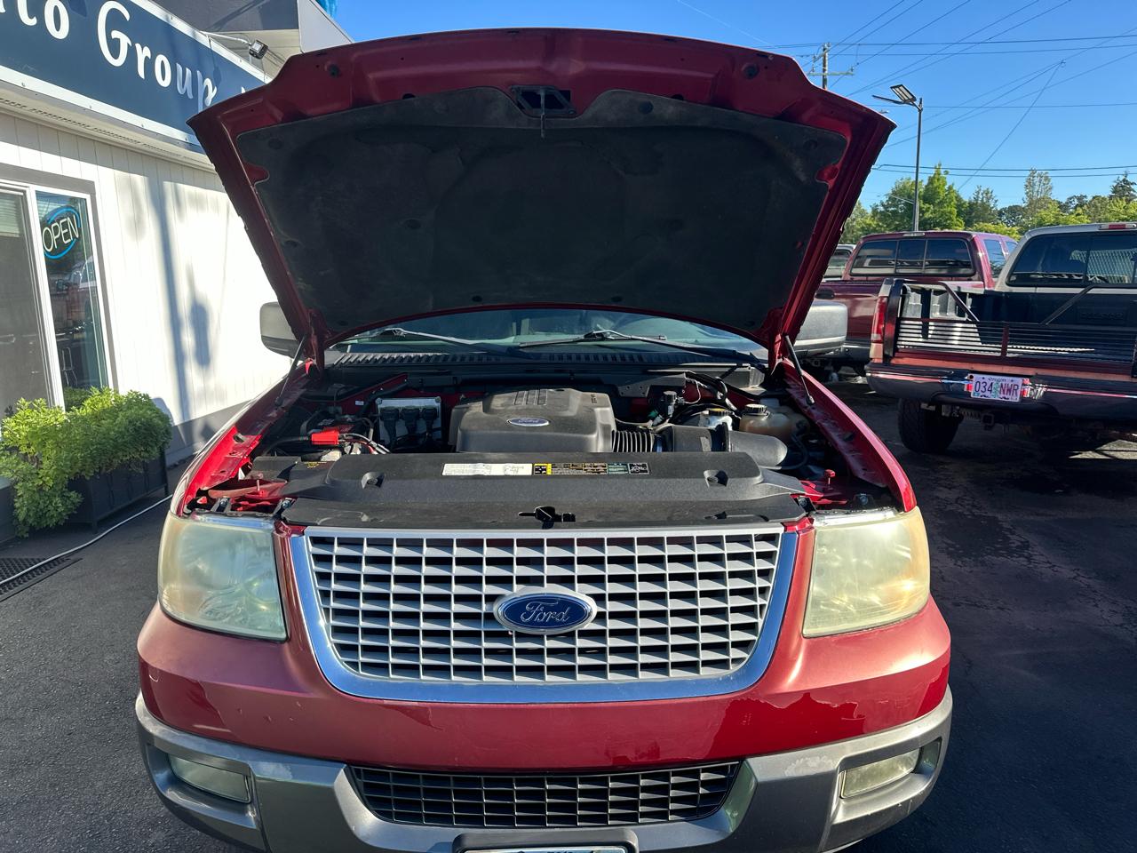 Ford Expedition XLT 4.6L 4WD 2004