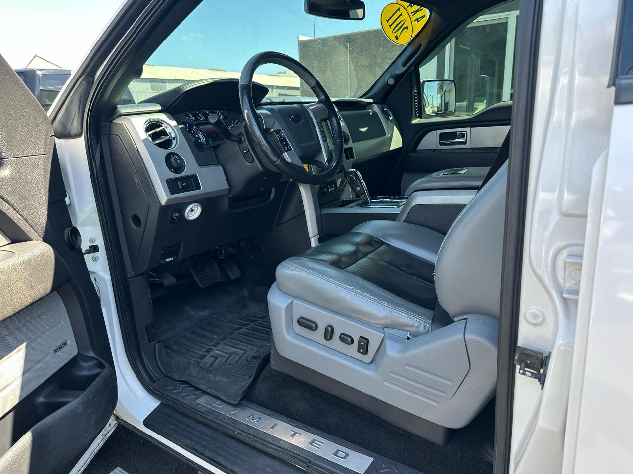 Ford F-150 Lariat SuperCrew 6.5-ft. Bed 4WD 2011