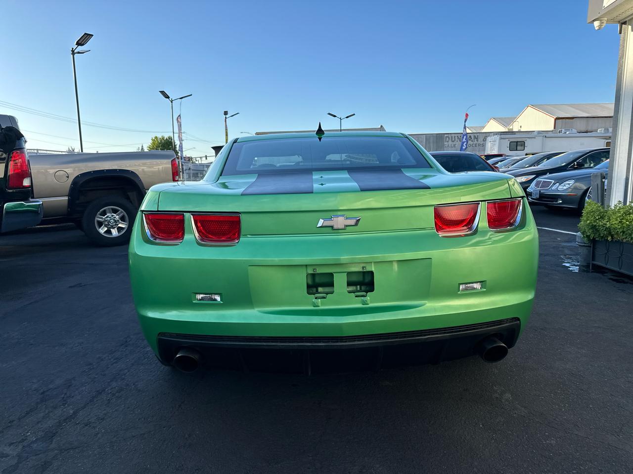 Chevrolet Camaro LT1 Coupe 2011