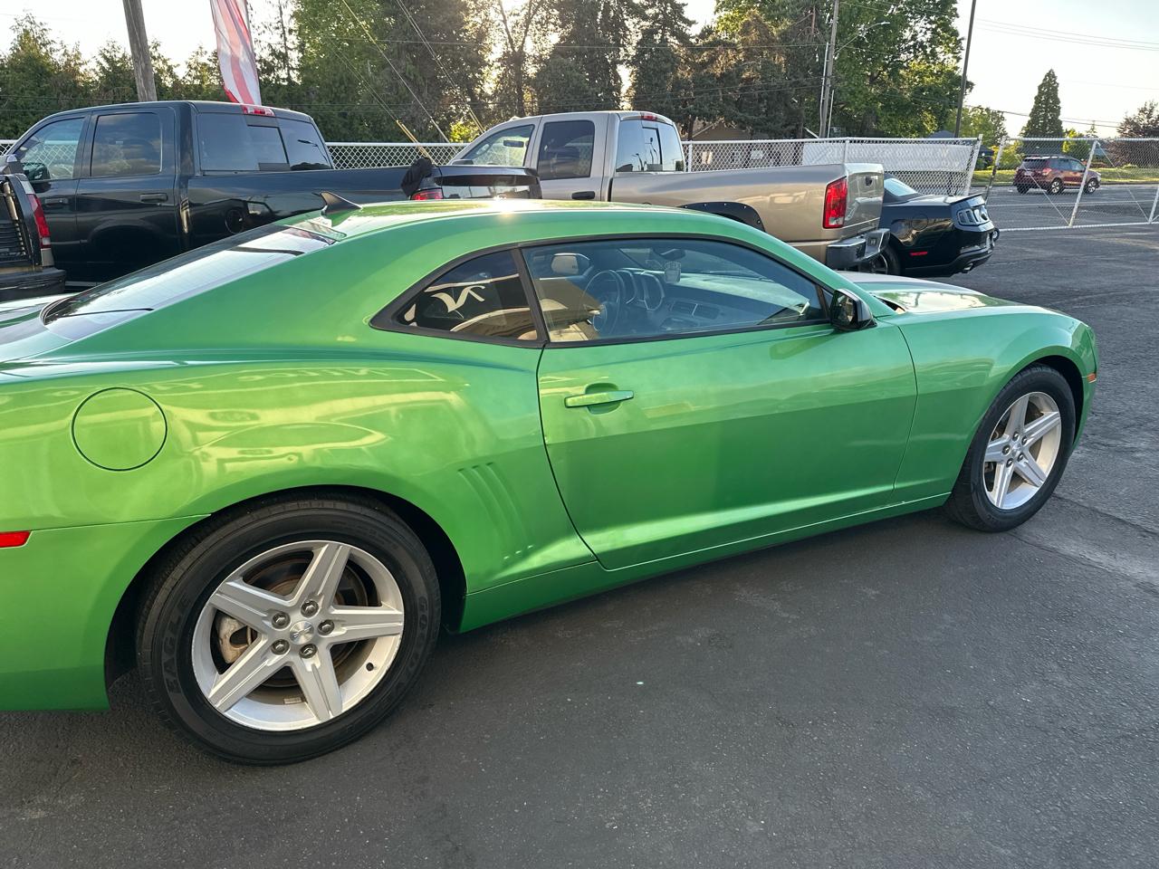 Chevrolet Camaro LT1 Coupe 2011