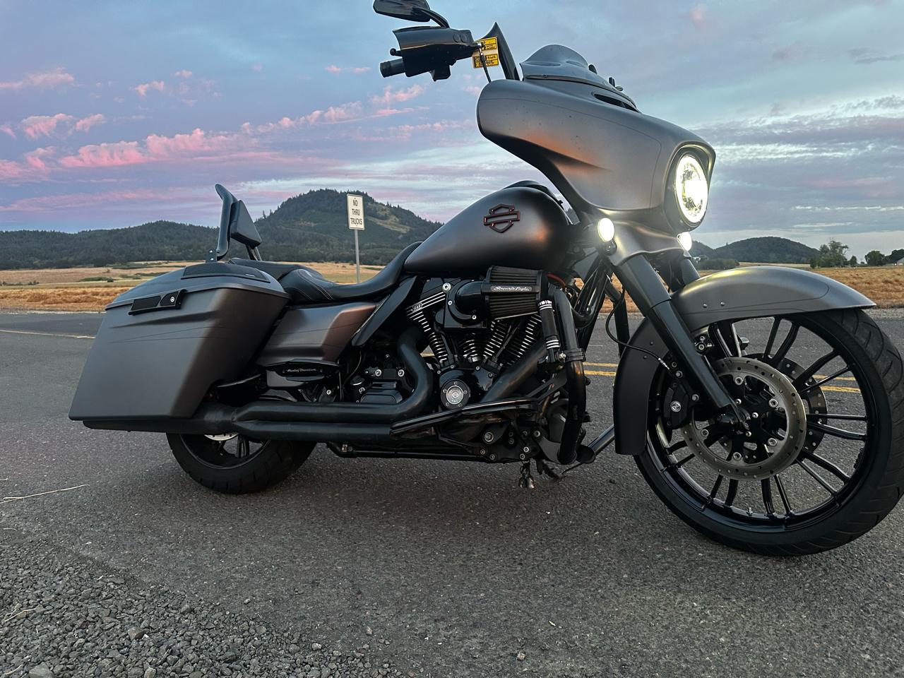 Harley-Davidson FLHXS  2016
