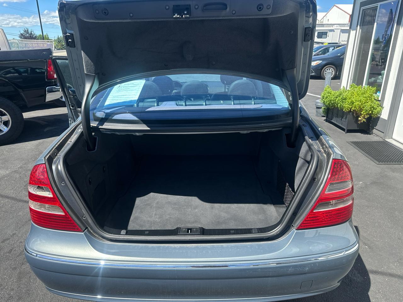 Mercedes-Benz E-Class E320 2004
