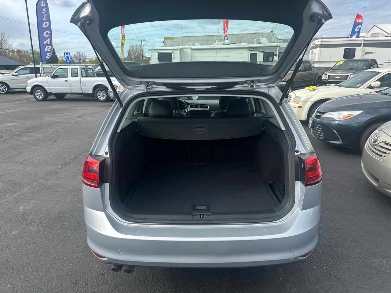 Volkswagen Golf SportWagen TDI S 6A 2015