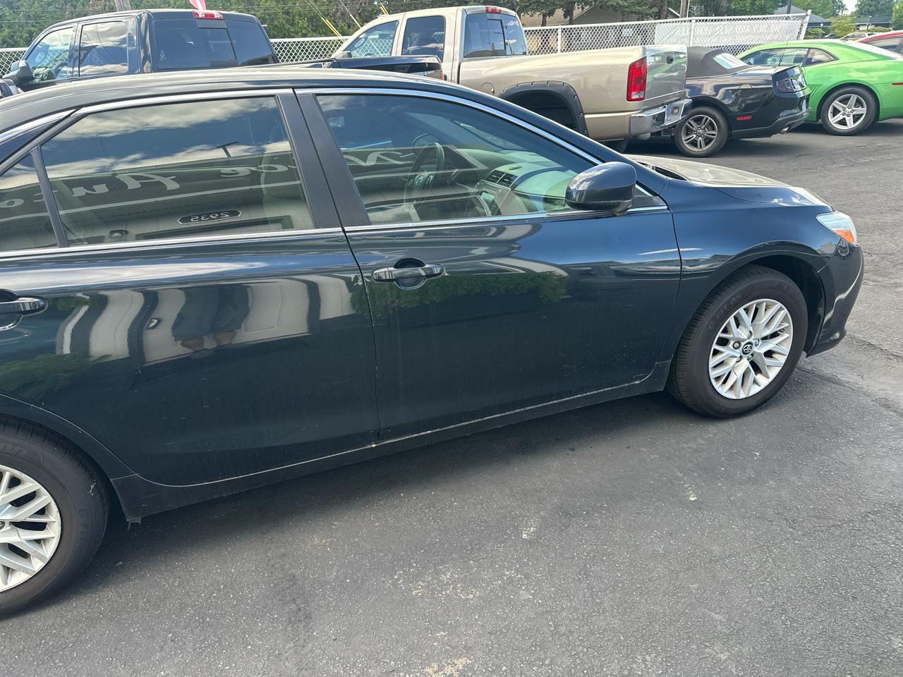 Toyota Camry LE 2016