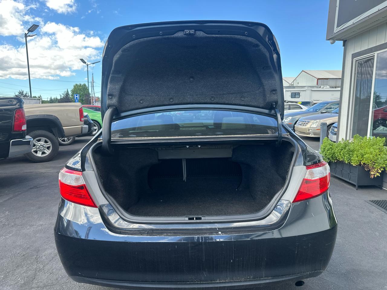 Toyota Camry LE 2016