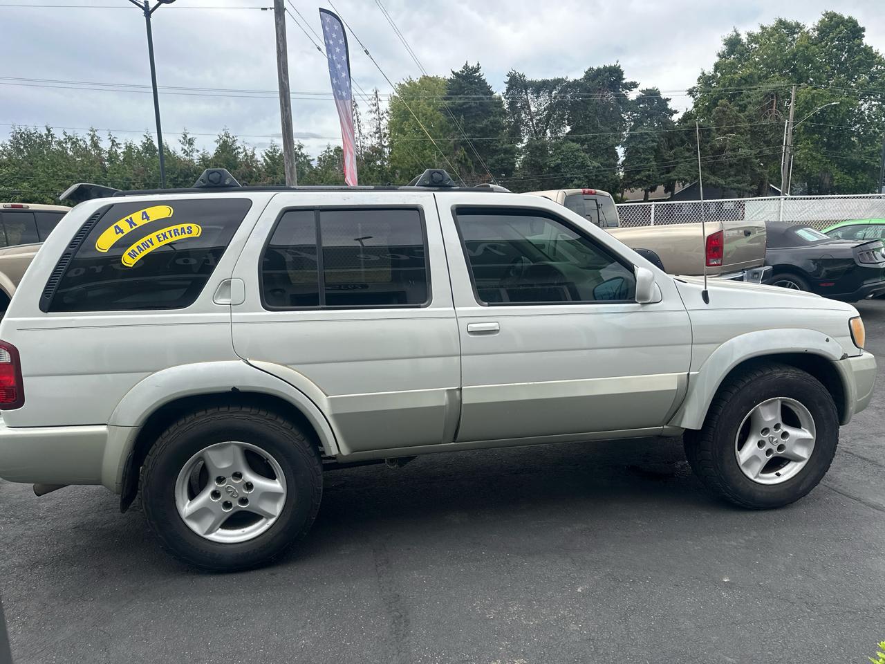 Infiniti QX4 4WD 2003