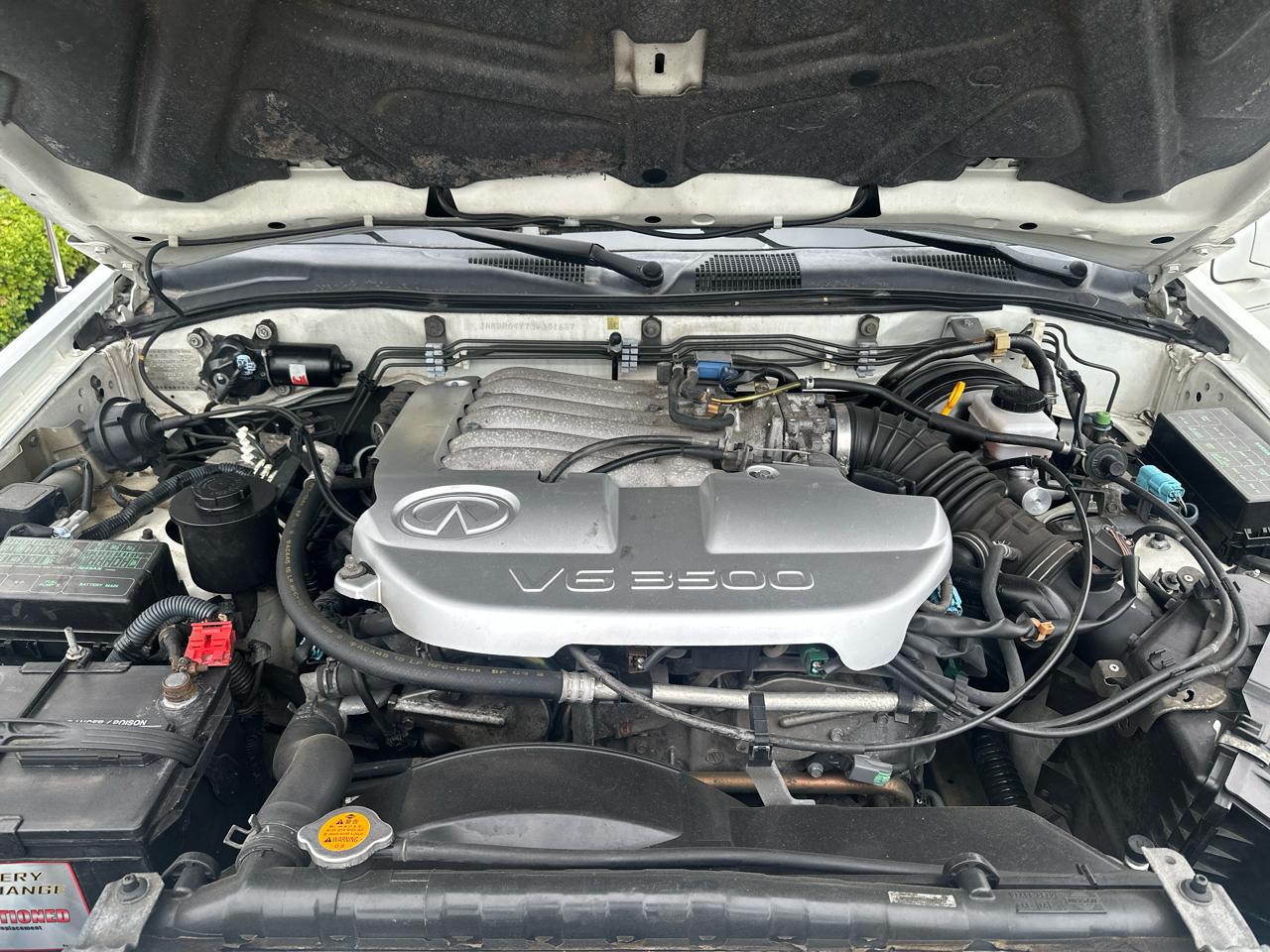 Infiniti QX4 4WD 2003