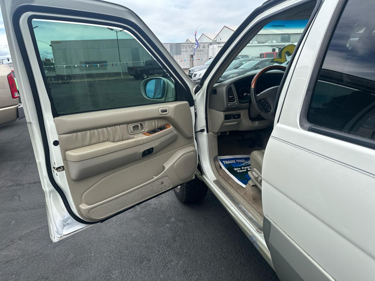 Infiniti QX4 4WD 2003
