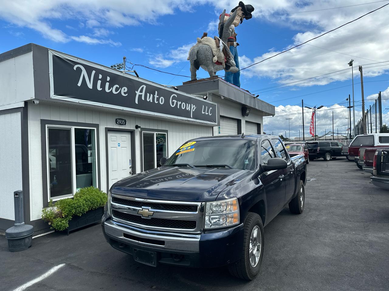 2011 Chevrolet Silverado Hybrid 1HY Crew Cab 4WD