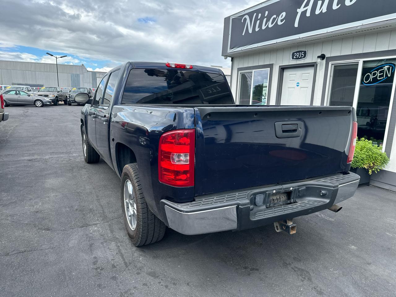 Chevrolet Silverado Hybrid 1HY Crew Cab 4WD 2011