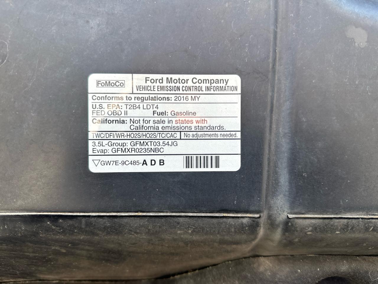 Ford F-150 4WD SuperCrew 150" Lariat 2016