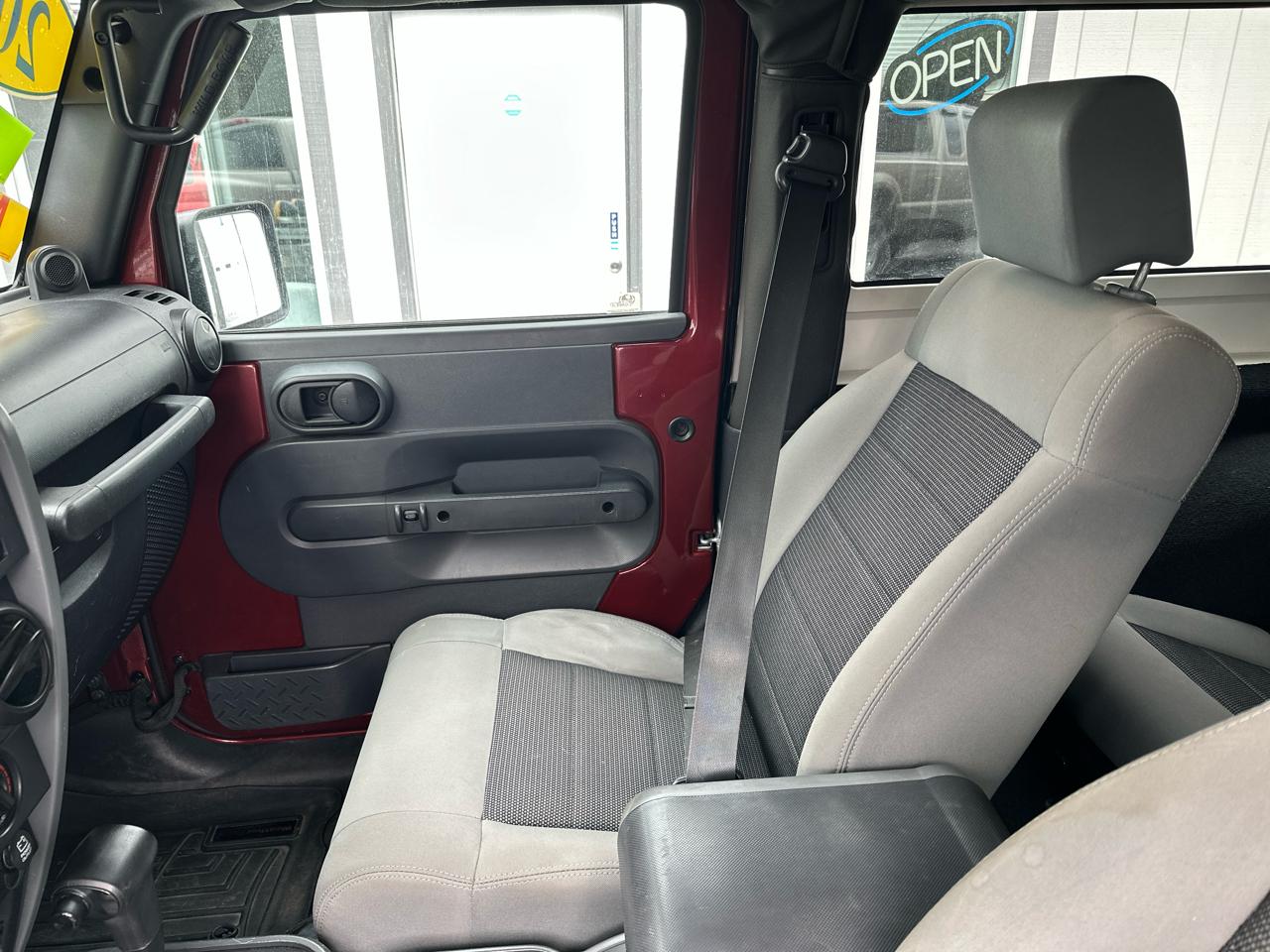 Jeep Wrangler Sport 4WD 2010
