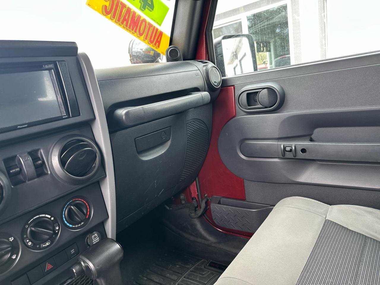 Jeep Wrangler Sport 4WD 2010