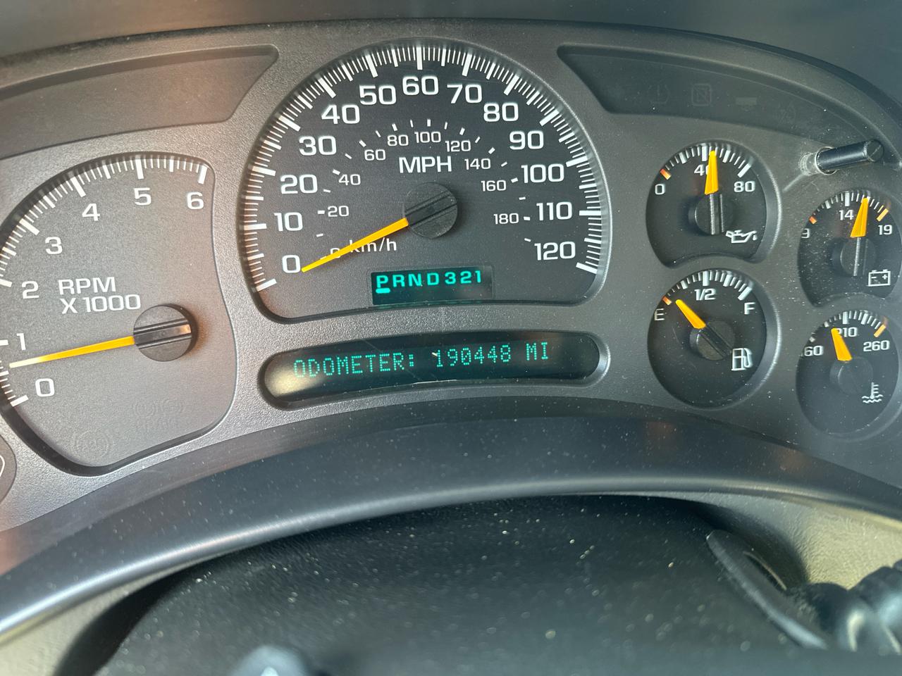 Chevrolet Tahoe 4WD 2004
